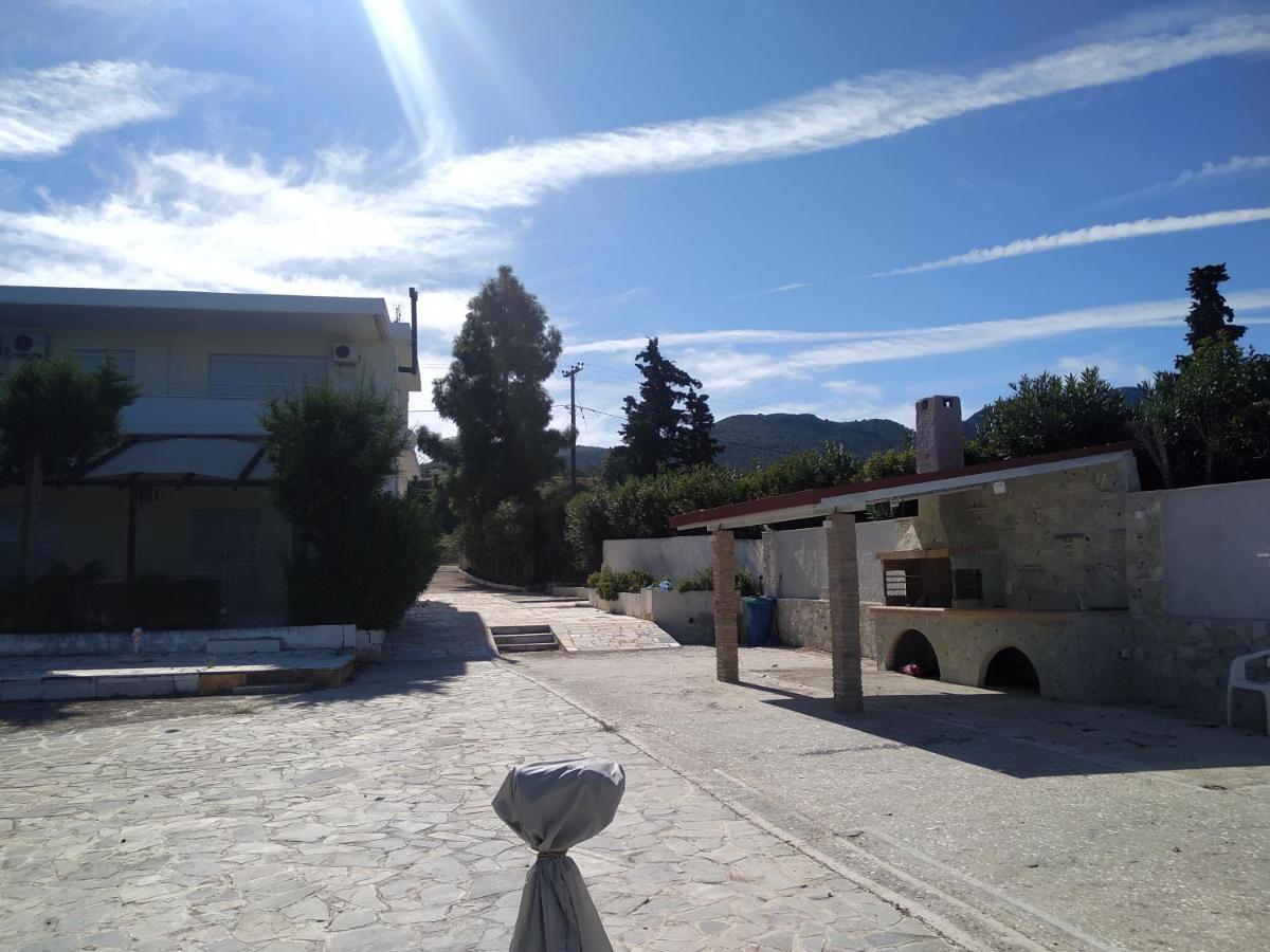 Appartamento Kalypso Relaxing Shelter Arkítsa Esterno foto